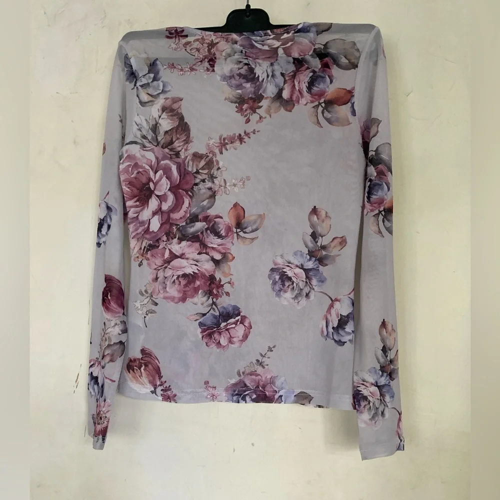Floral mesh top - Picture 4 of 5
